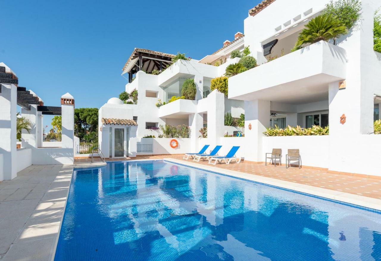 Luxury Duplex- 7 Minutes From The Beach Torremolinos Eksteriør billede