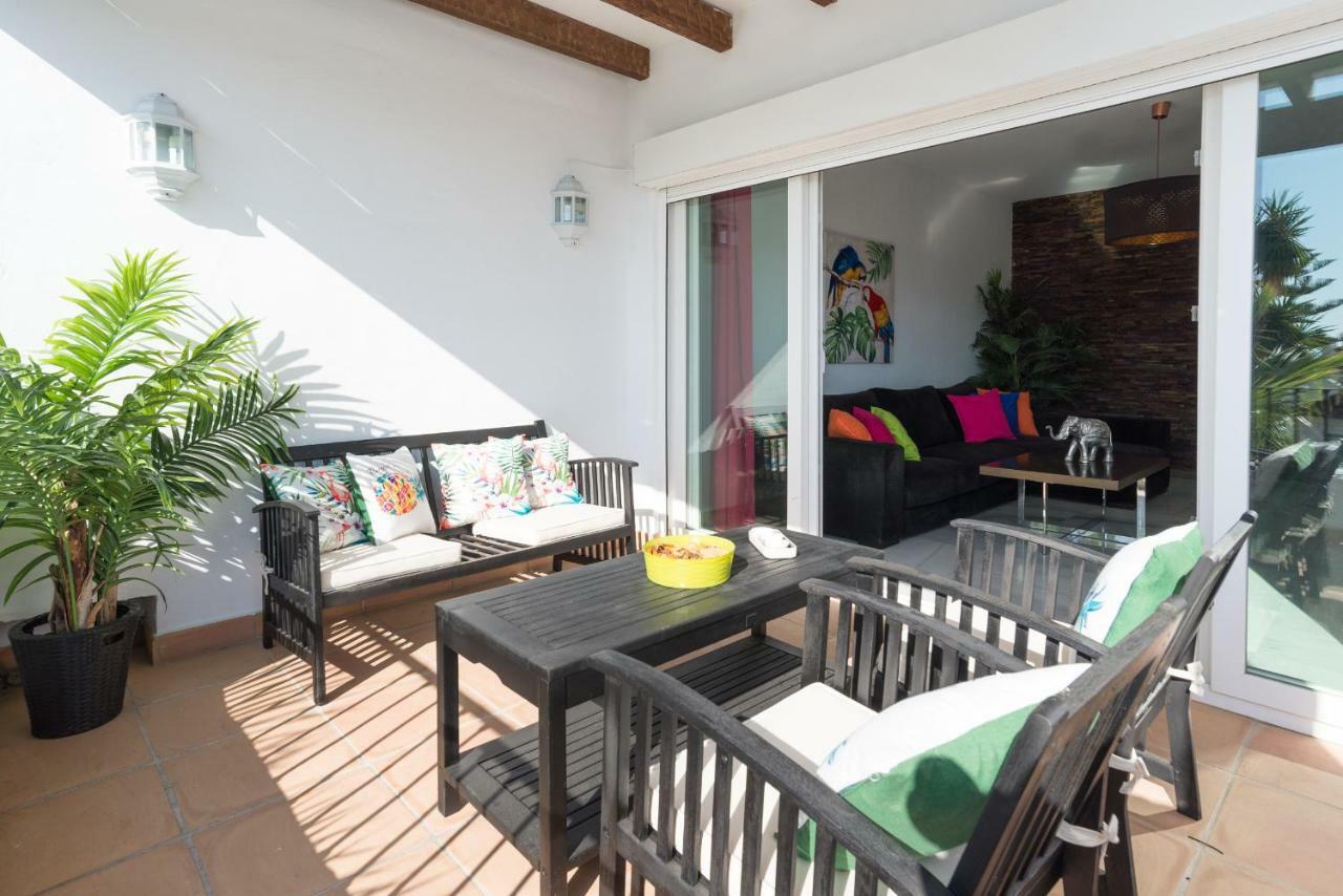 Luxury Duplex- 7 Minutes From The Beach Torremolinos Eksteriør billede