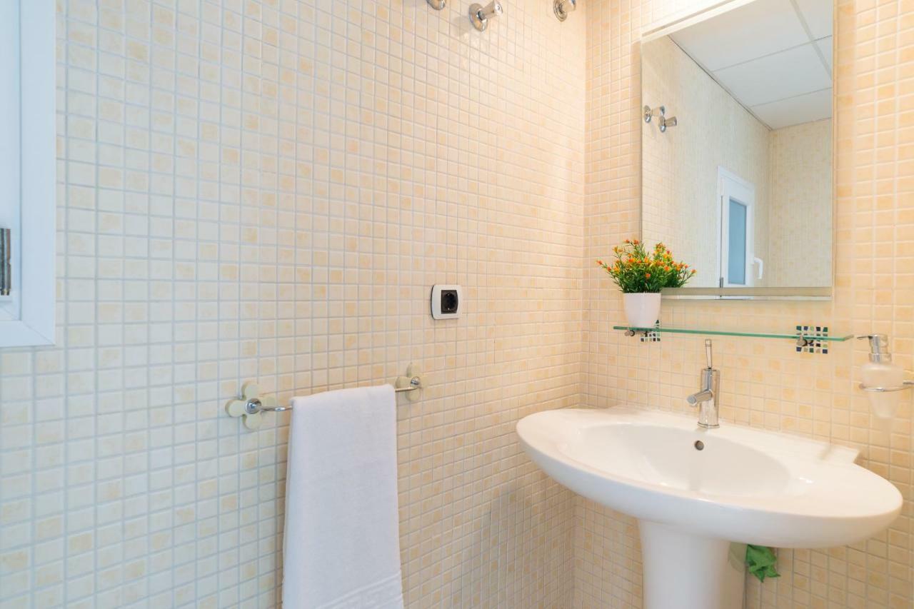Luxury Duplex- 7 Minutes From The Beach Torremolinos Eksteriør billede