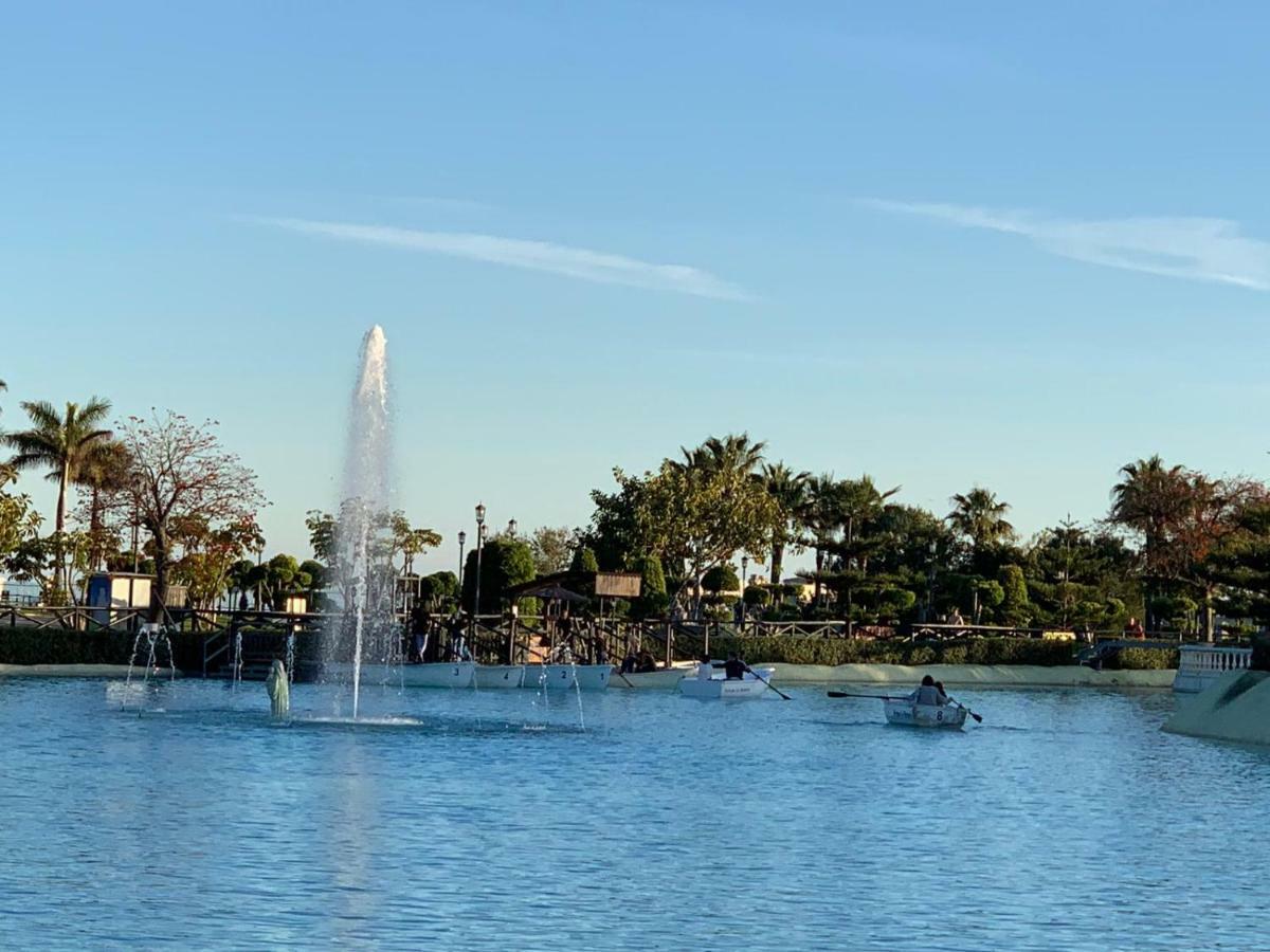 Luxury Duplex- 7 Minutes From The Beach Torremolinos Eksteriør billede